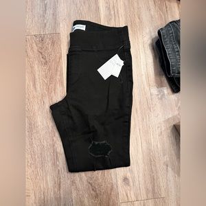 Black Old Navy Rockstar Super Skinny Jeggings Mid rise distressed women’s 12